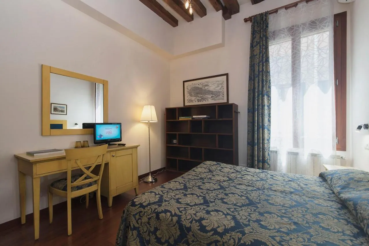 Zaguri B&B Venice 3*,